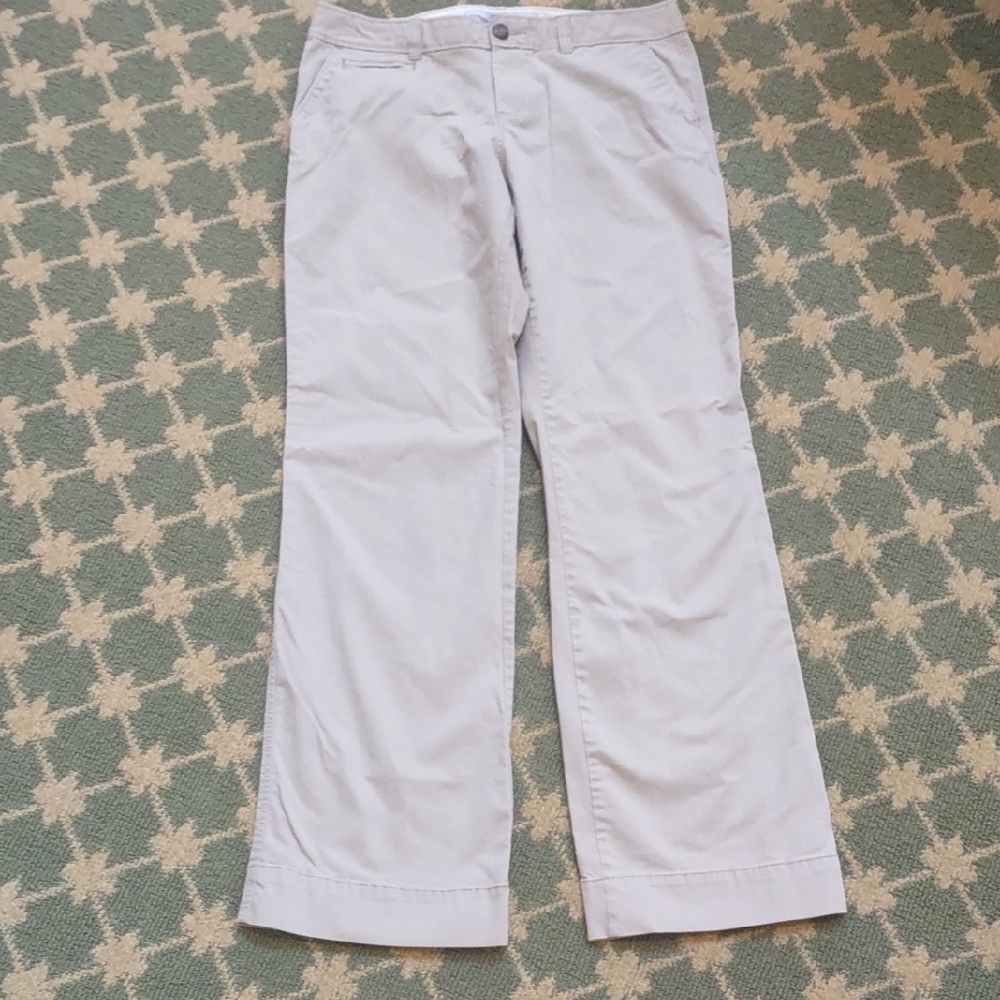 EUC Old Navy Comfy Soft Stretch Khaki Tan Trousers With Classic Preppy Styling